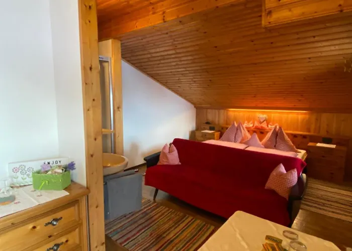 Payrhof בית הארחה